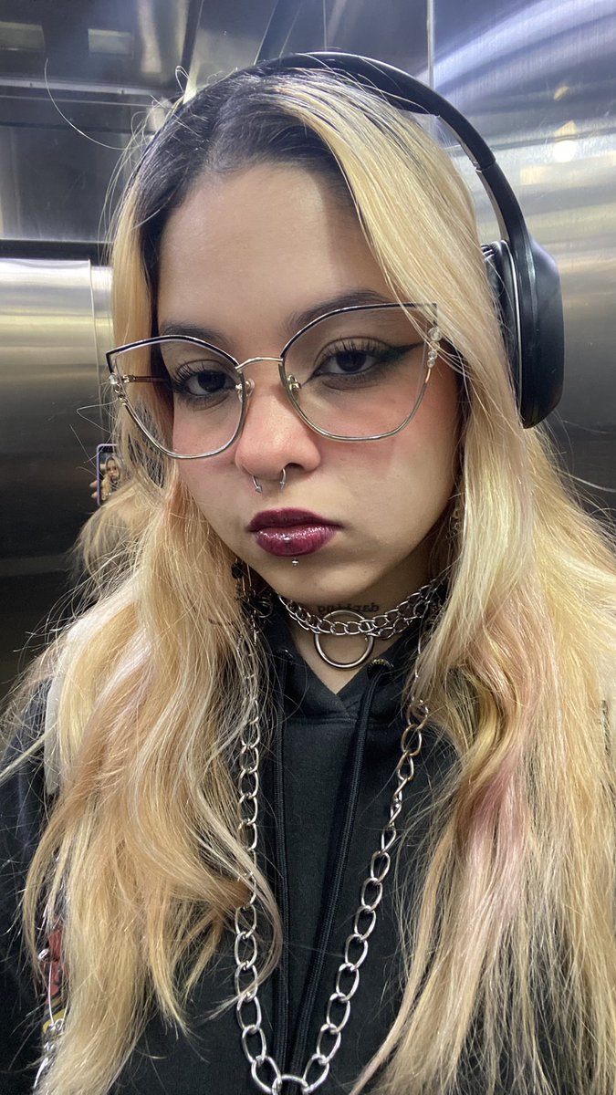 𝖑𝖎𝖟𝖆 🇻🇪 | ⭐⭐⭐ tweet media