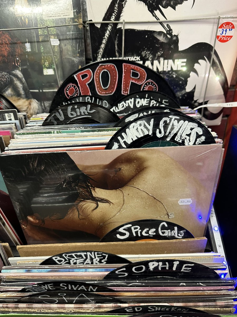 amanda | kissco! ✩‧˚౨ৎ˚✩‧ tweet media