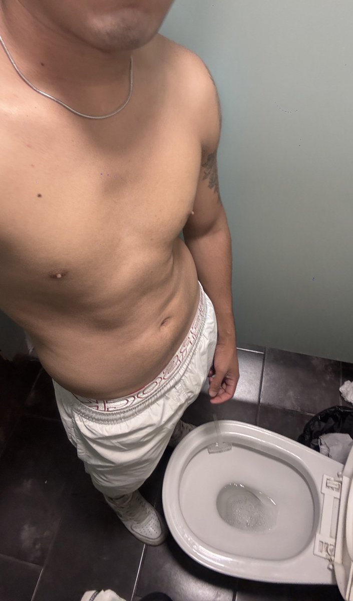 user0201 tweet media