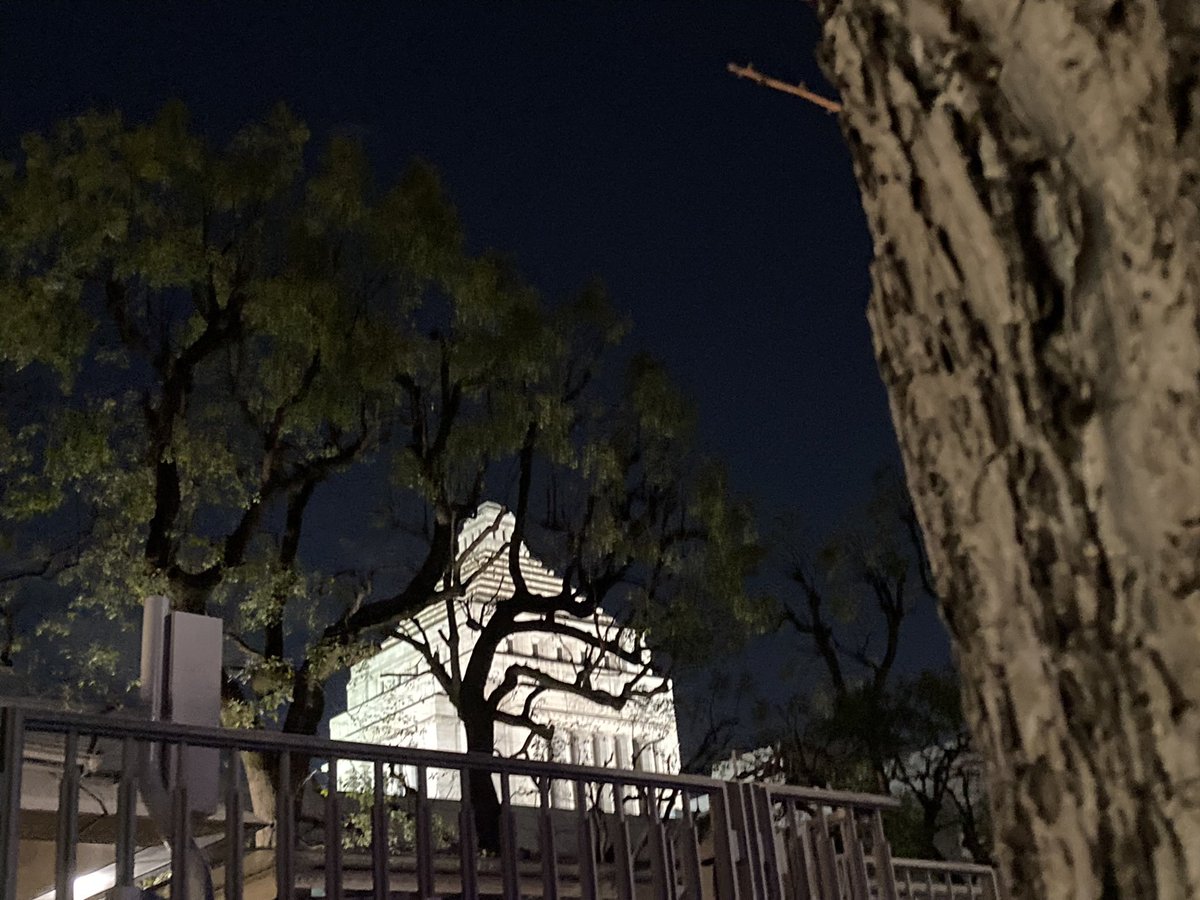 おちえ tweet media