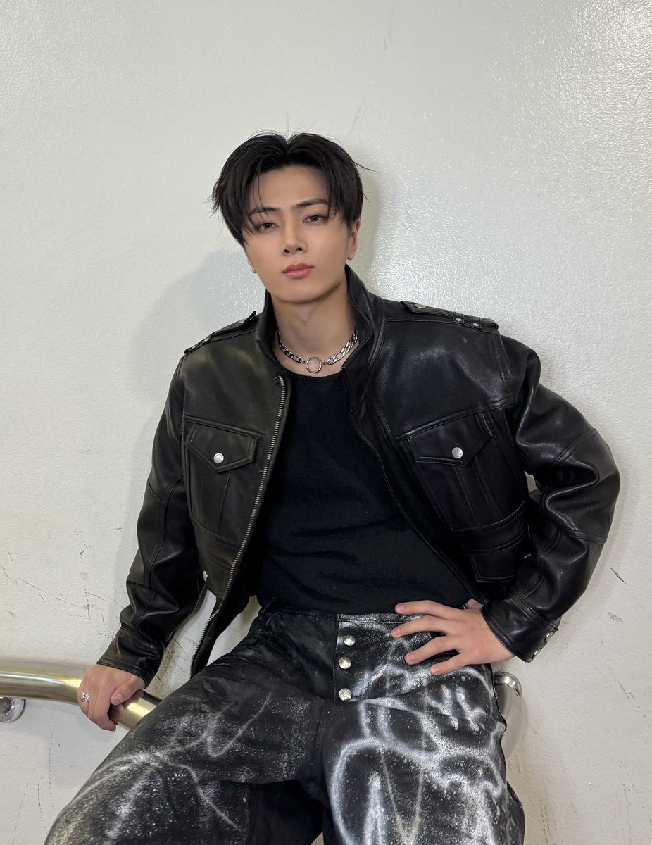 Sunghoon/ENHYPENIS7 tweet media