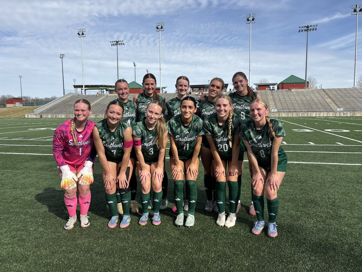 lswgirlssoccer's tweet photo. A good day for the Hawks! JV and Varsity get a good start to 2026 with 2 Wβs
#NextGoodThing. ππ¦
β½οΈ https://t.co/h3SU6hb6RY