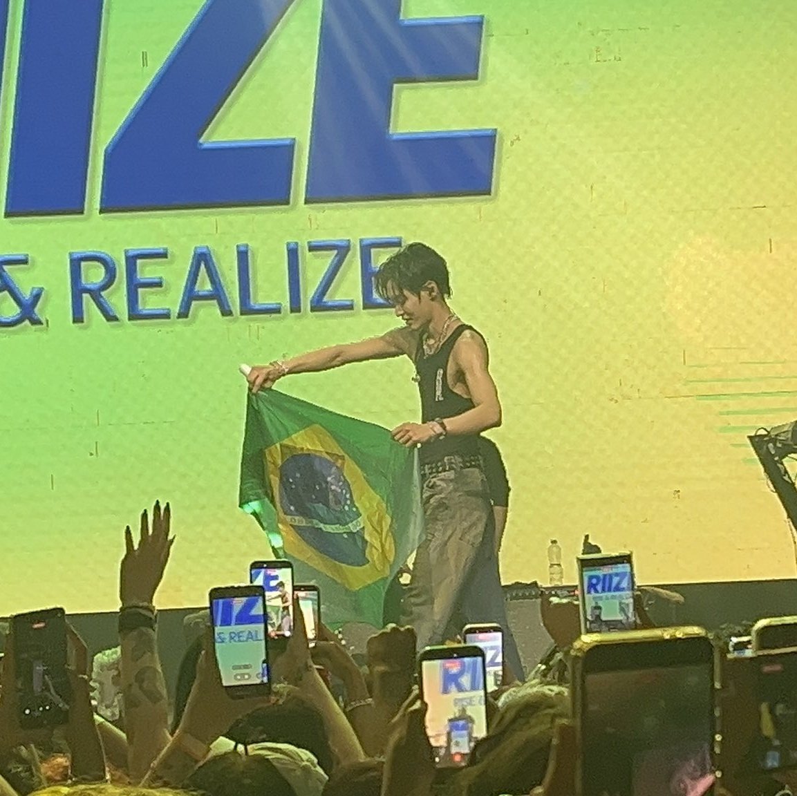 no context wonbin tweet media