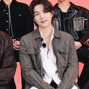 GSLeticia ⁷ / ⟭⟬E ARE B⟬⟭CK 💜 tweet media