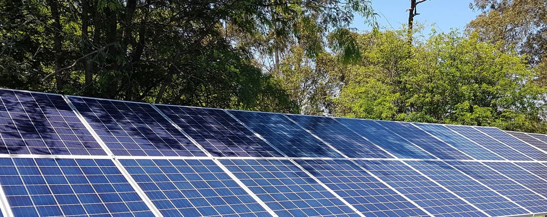 TreeProblemsNSW's tweet photo. Trees overshadowing houses can impair the performance of solar panels or prevent their use entirely, as well as causing maintenance issues. https://t.co/MoCsb9XqOX
