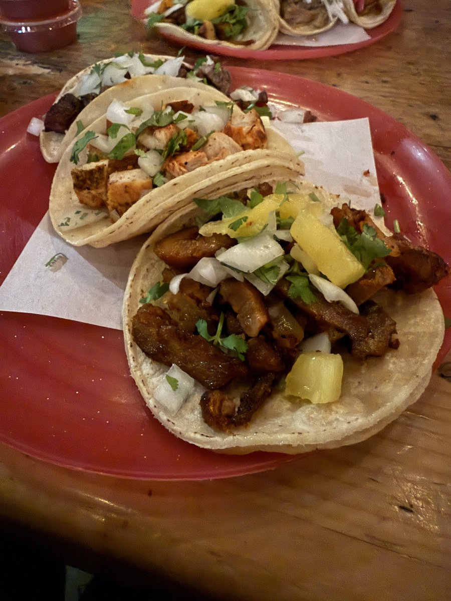 DeeMagicGurl tweet media