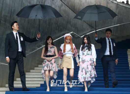 Iz*one on this day tweet media