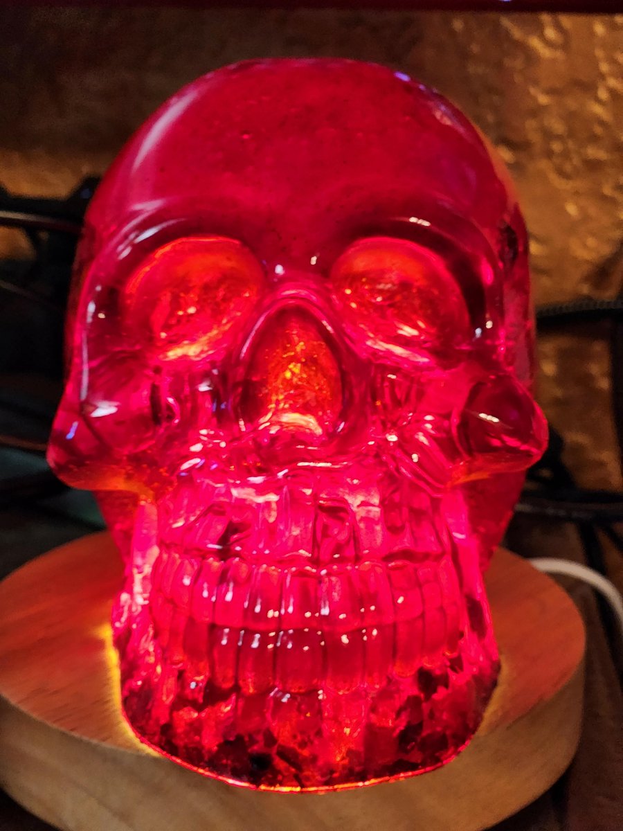 AmericaReal tweet media