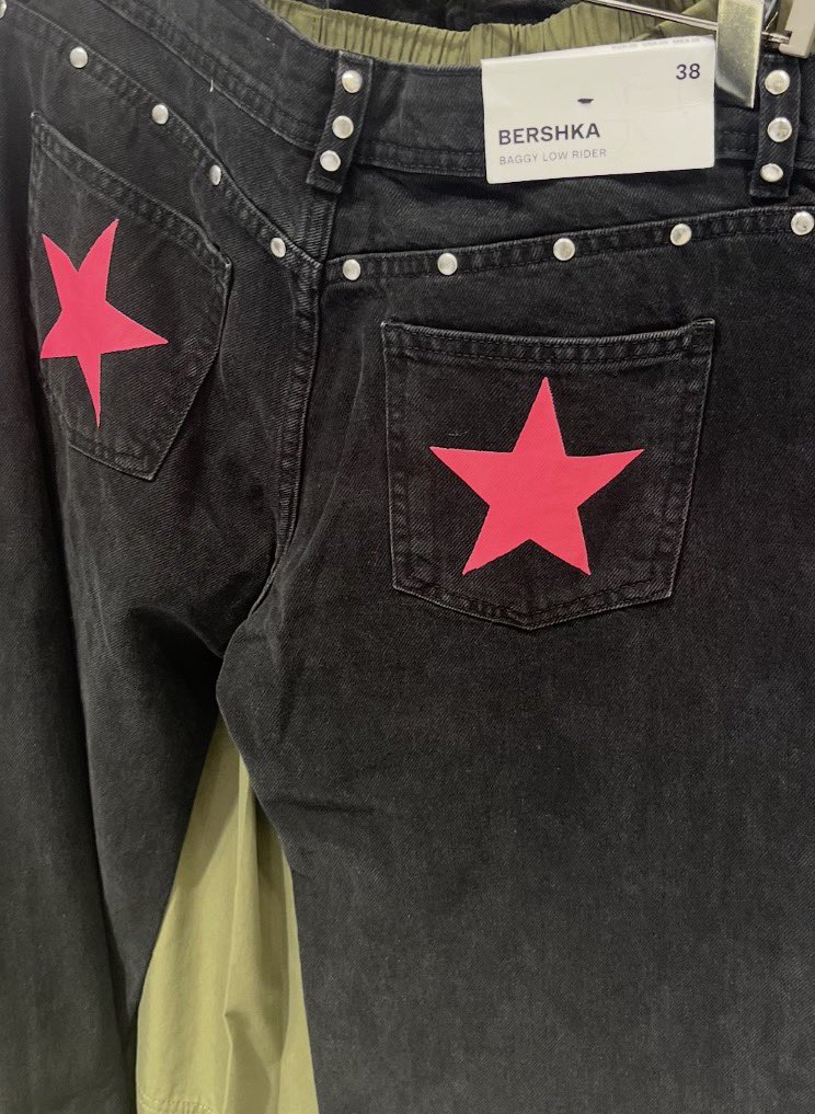 Grainne ✰ 4 tweet media