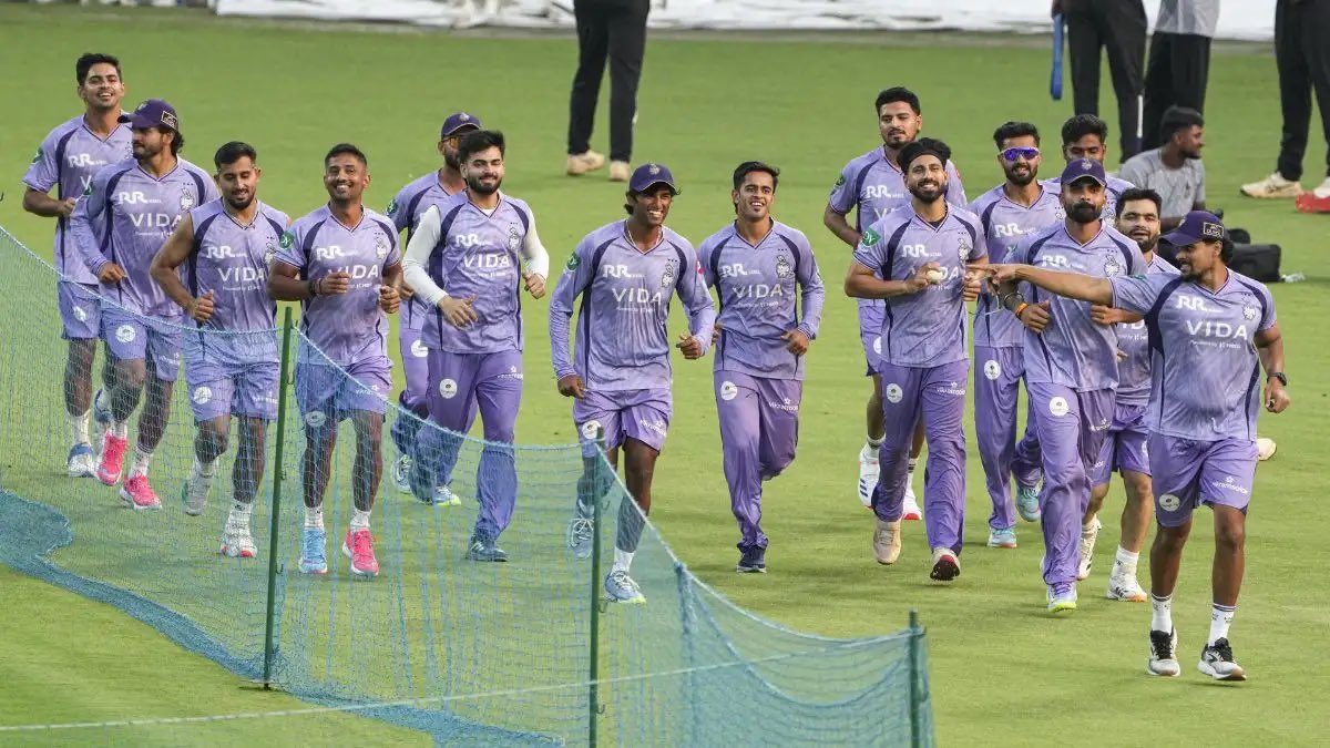 KKR Karavan tweet media