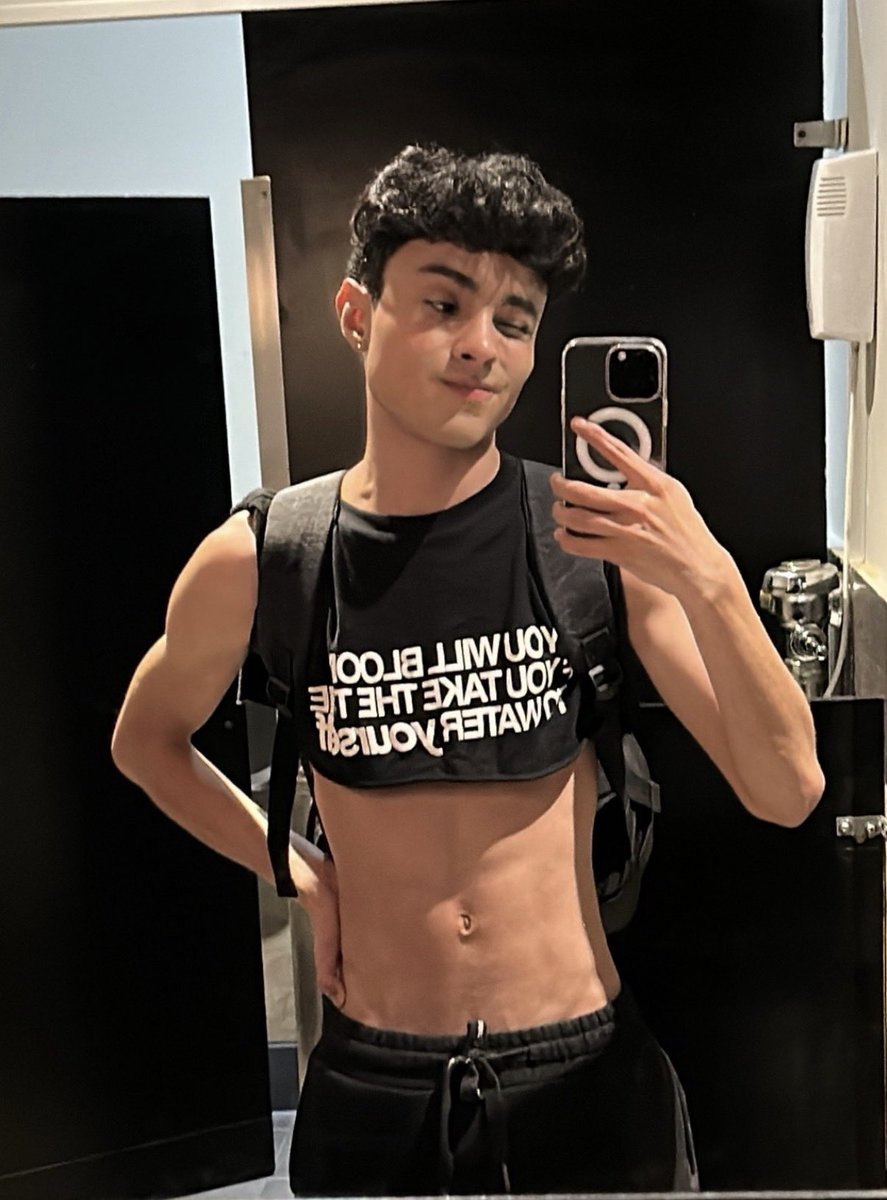 latinoboy tweet media