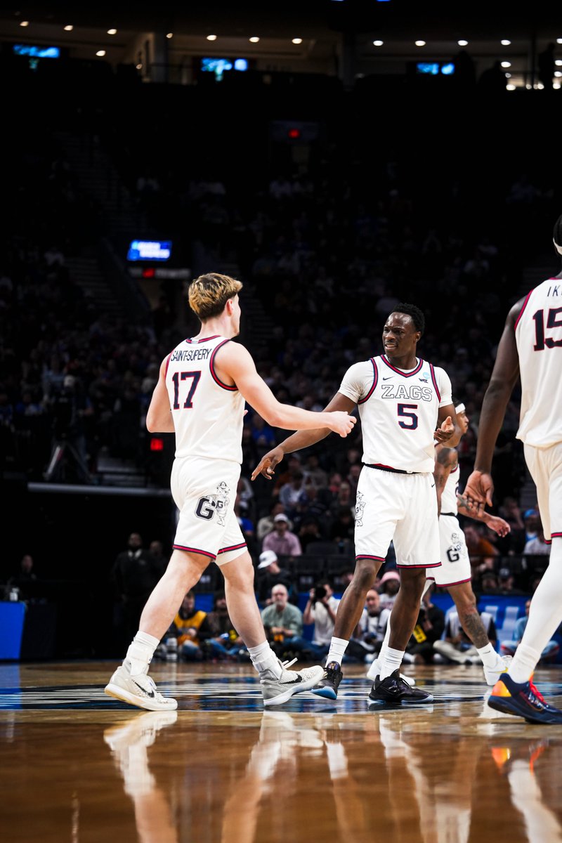 Gonzaga Basketball tweet media