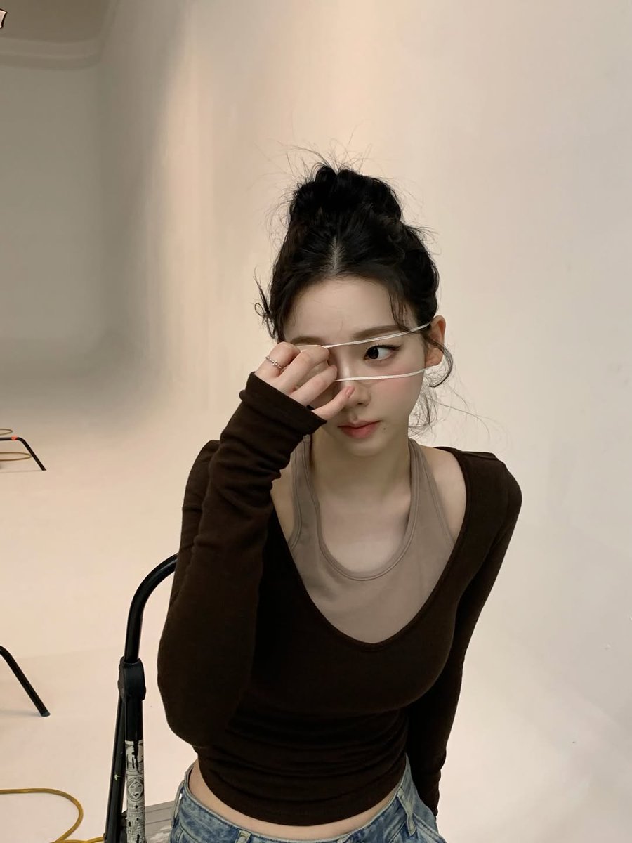 순간의 카리나 tweet media