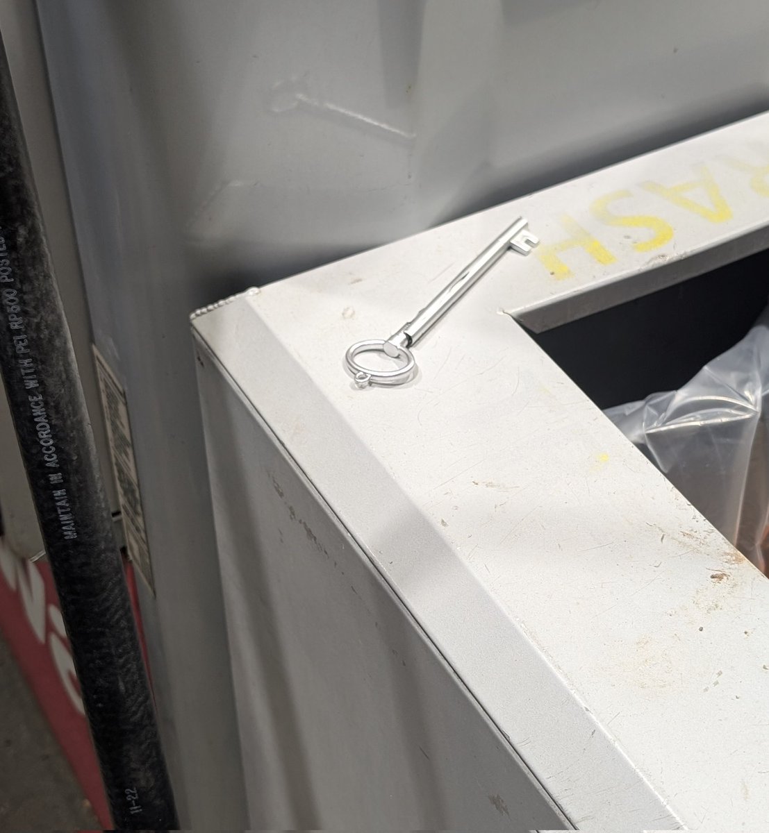 egg | Clamhat 🇵🇸 🔻 tweet media