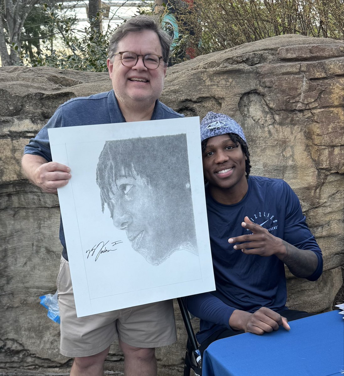 Matt T-e-r-h-u-n-e tweet media