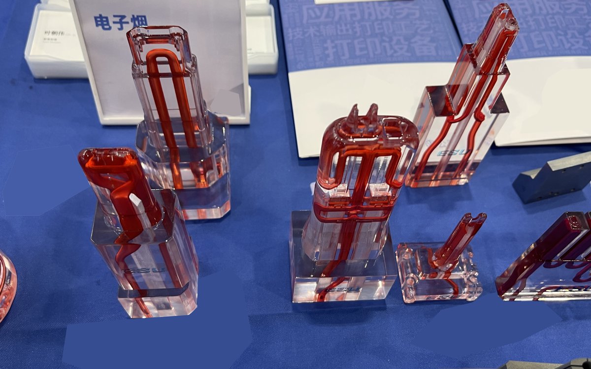 CorePrint_SZ's tweet image. We can also fabricate conformal cooling channels for injection molds using 3D printing technology.#CorePrint #3D #Printing #service