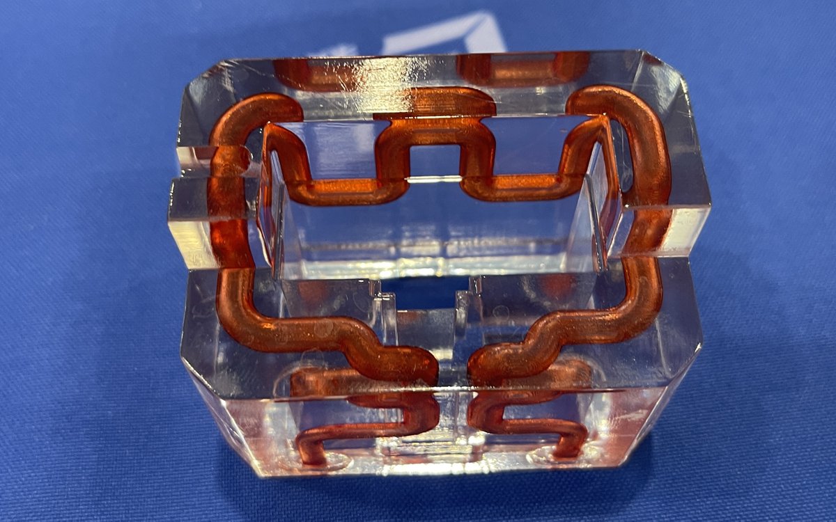 CorePrint_SZ's tweet image. We can also fabricate conformal cooling channels for injection molds using 3D printing technology.#CorePrint #3D #Printing #service