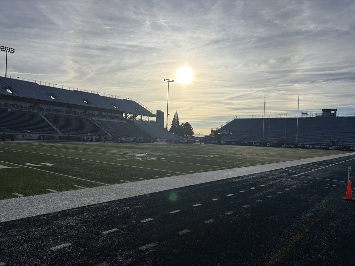 CadenMcNiven08's tweet photo. Had a good time in Reno at the spring practice!! Thank you to the staff for having me out! @CoachCNorcross @Coach_Tinsley10 @NevadaRecruits https://t.co/bU71srGZb4