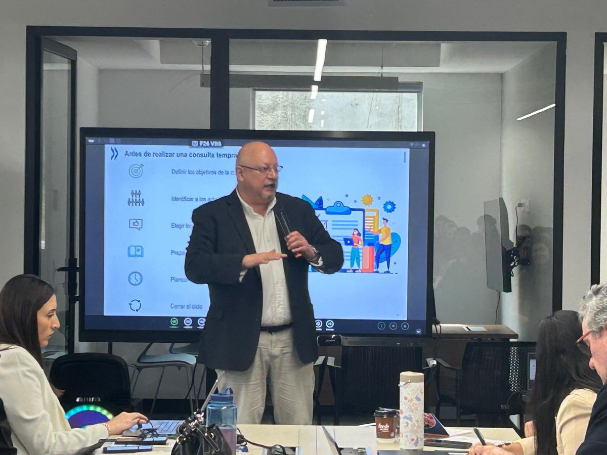 OCDE Política Regulatoria tweet media