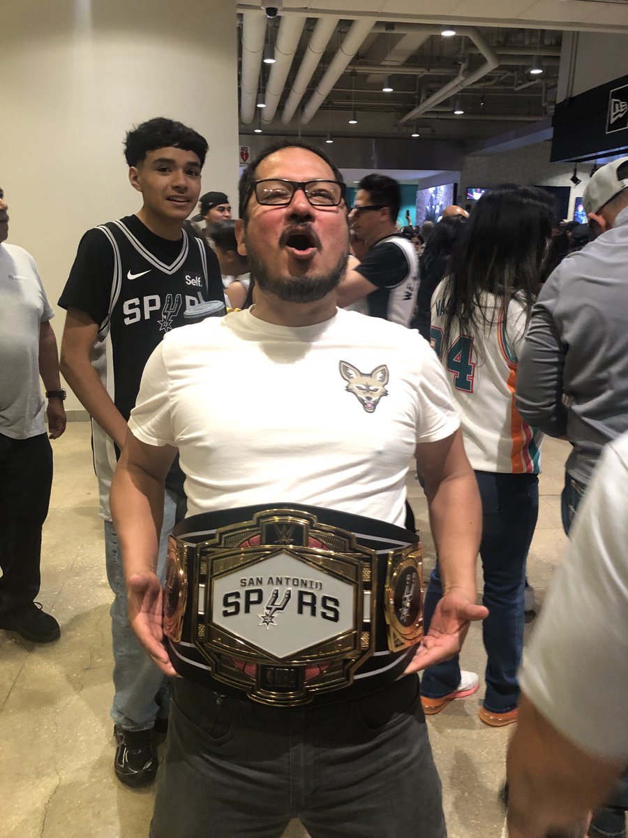 210Lovers tweet media