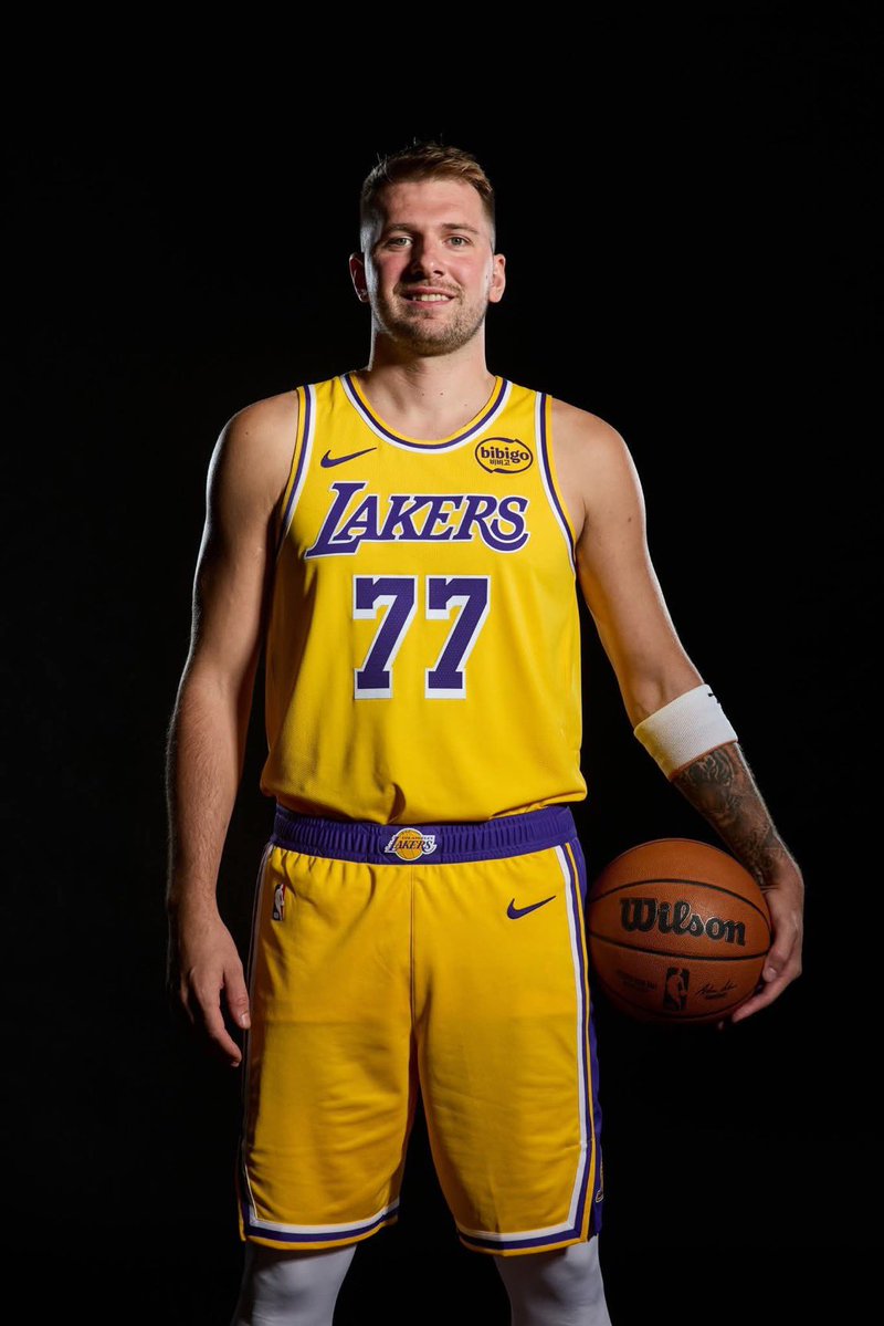 𝕞𝕒𝕟𝕠 〰️ tweet media