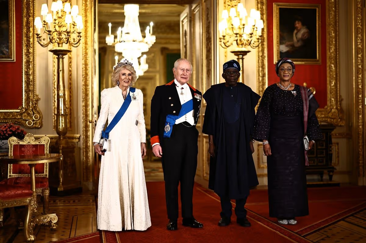 rwthofficial's tweet image. 🇬🇧🇳🇬
#UK’s King Charles III and Queen Camilla, with members of the Royal Family hosted a State Banquet in honour of #Nigeria’s President Bola Ahmed Tinubu and his wife for their State Visit at Windsor Castle.

📸 Getty/PA #KingCharles #CharlesIII #QueenCamilla #BritishRoyalFamily