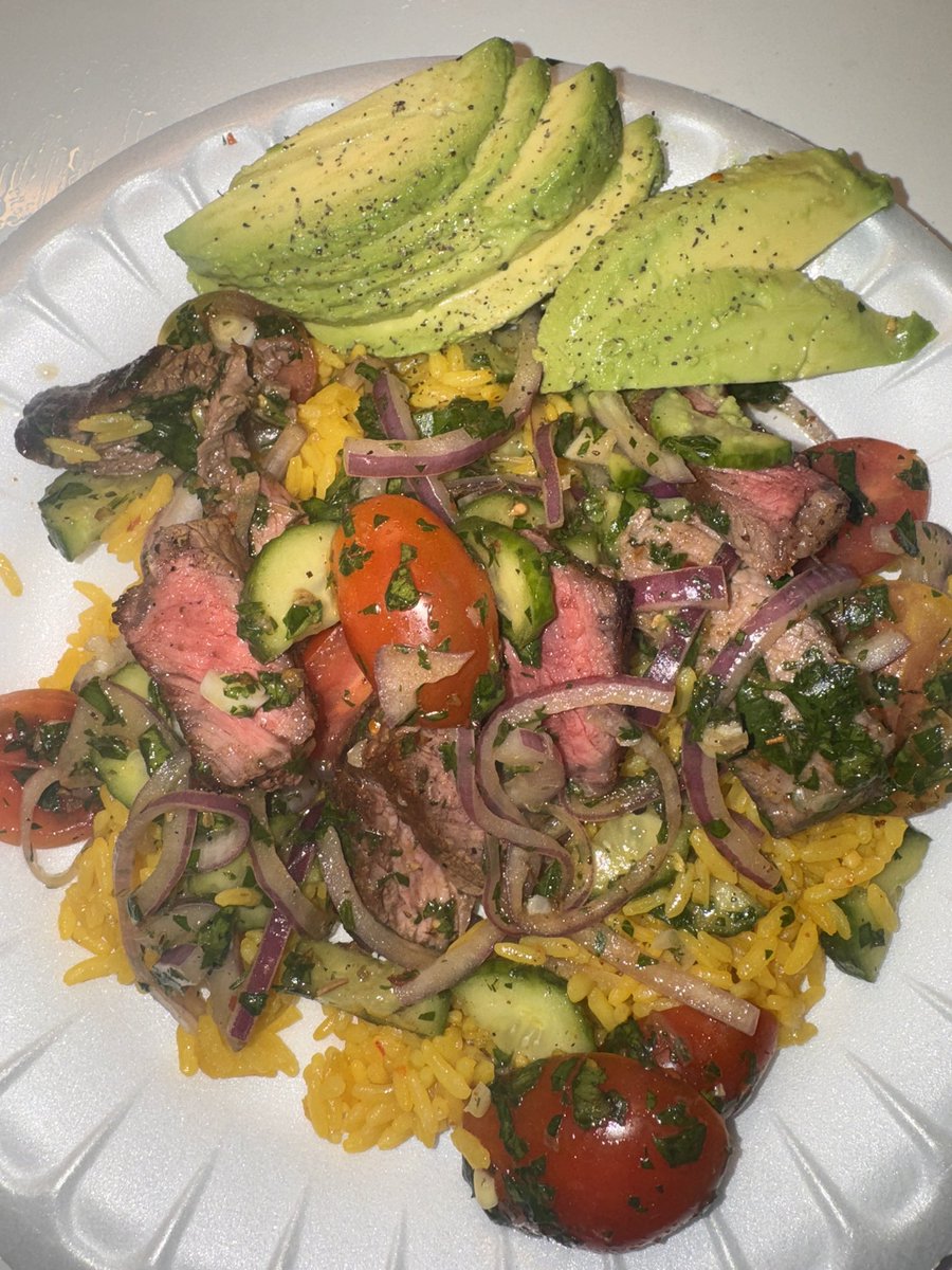 Loveeeee!!  And yes I used paper plates!!!!