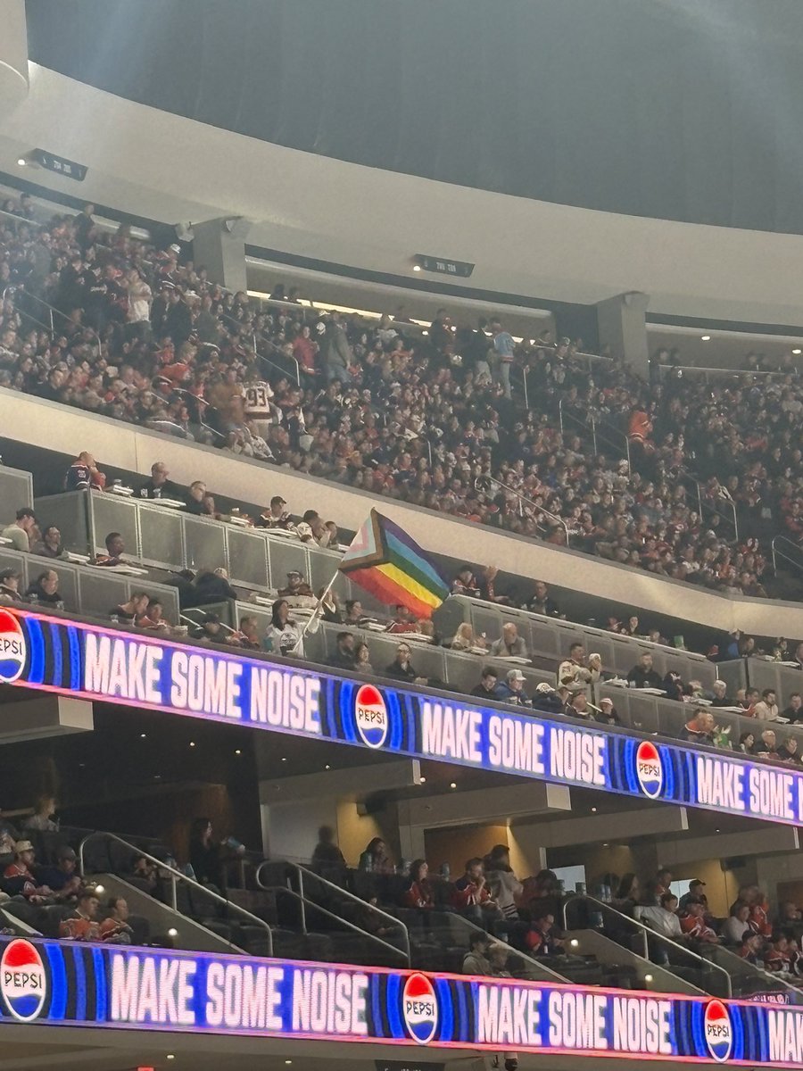 cecidrai tweet media