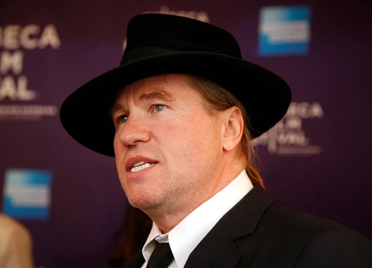 Val Kilmer, actor que murió en 2025, reaparecerá en importante película gracias a IA todanoticia.com/2026/03/18/val… #ValKilmer #actor #IA #cine #todanoticia