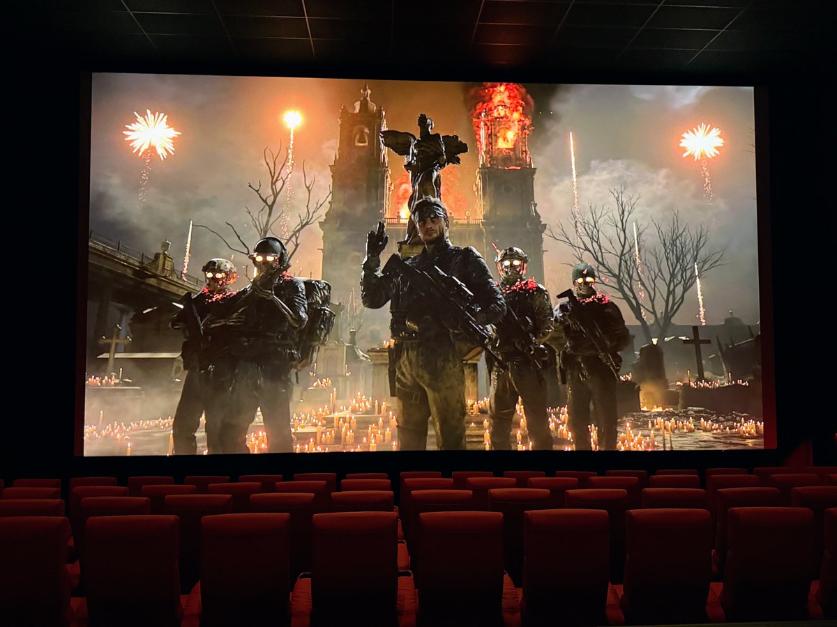 Justin Silverman @ PAX East tweet media