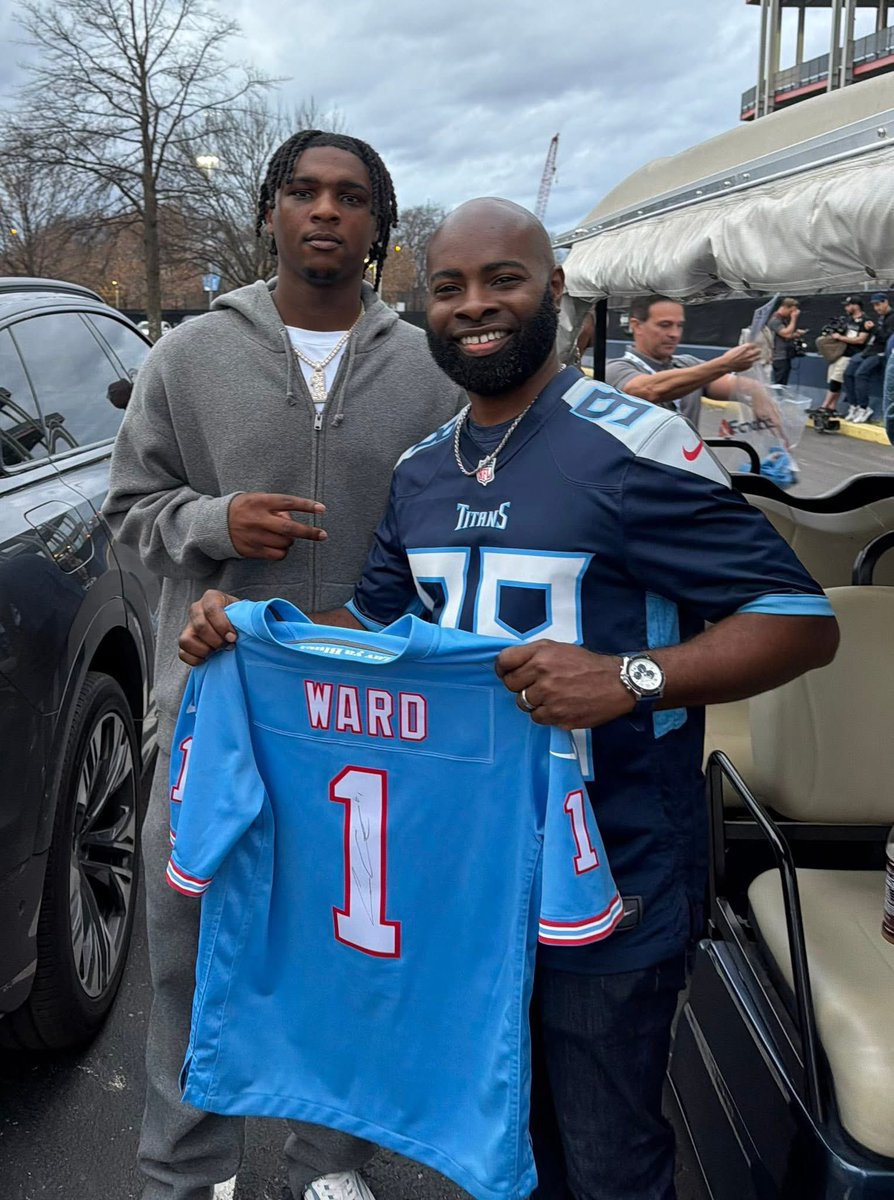 Dr. Justin Turner tweet media