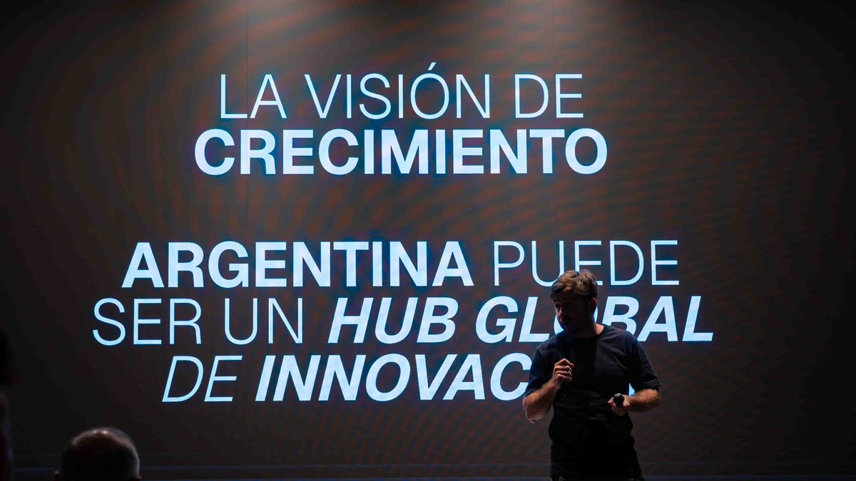 Santi Cristobal 🐽🇦🇷 tweet media