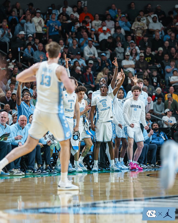 RandomStuff A2Z tweet media