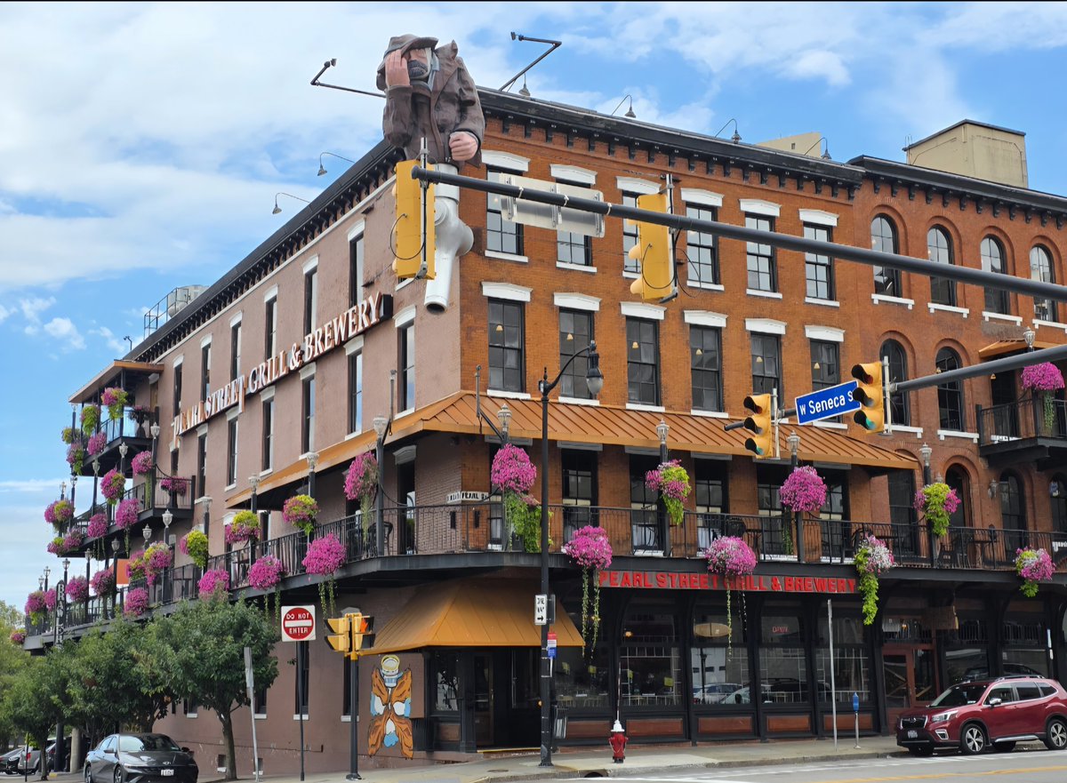 Ｖ Ｉ Ｃ Ｔ Ｕ Ｒ Λ tweet media