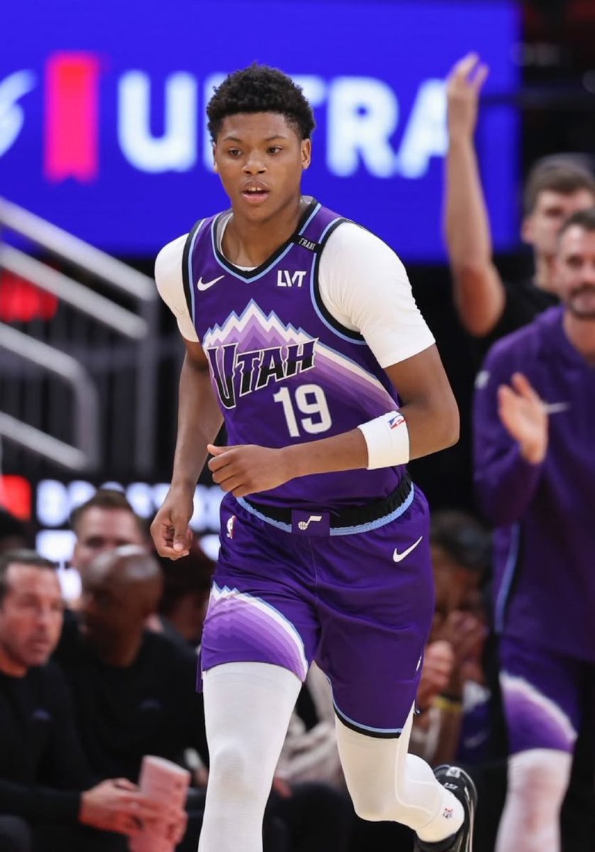 Hoop Central tweet media