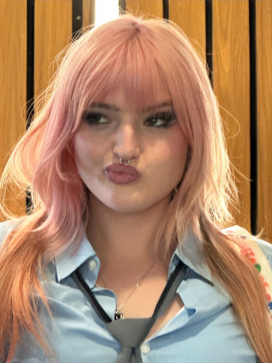 erica ★ tweet media