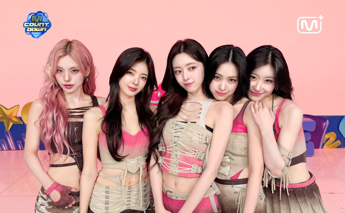 ITZY BASE tweet media