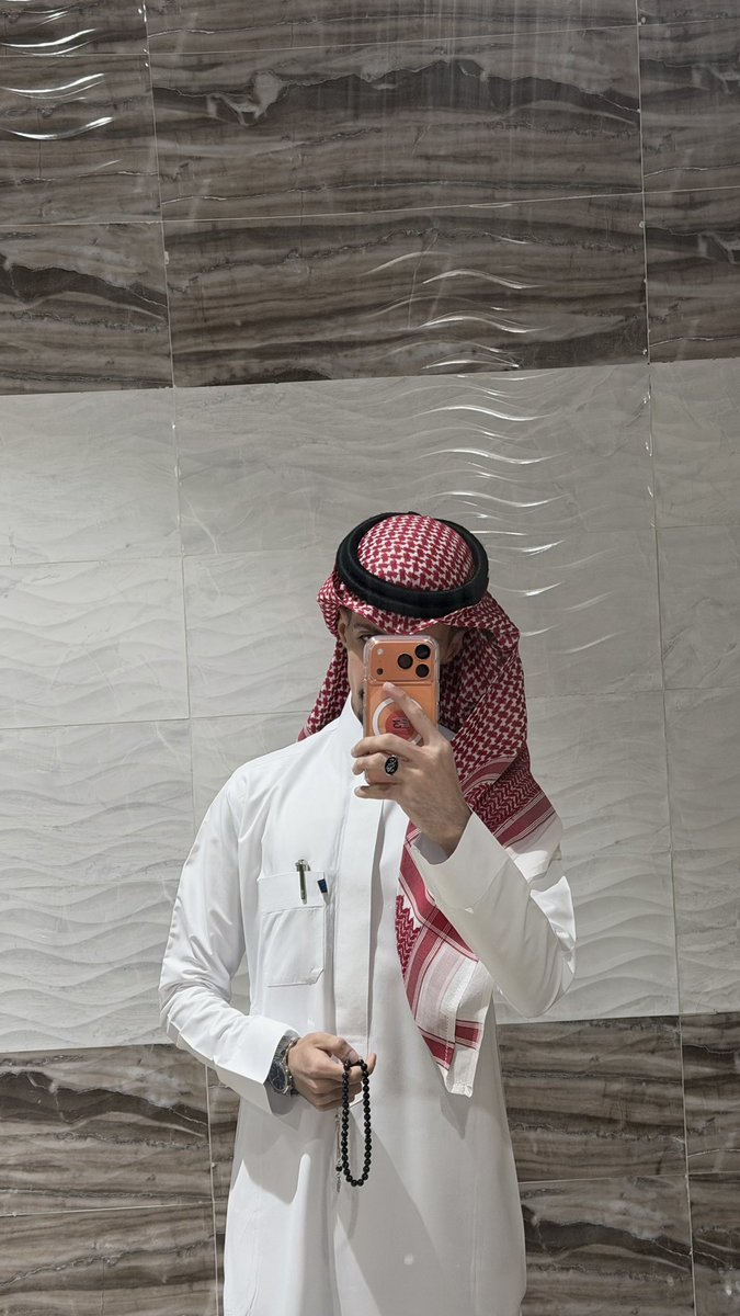 i1y7i's tweet photo. العيد عيد المسلمين مانبي عنصرية 
-وعاد عيدكم ياعبس❤️‍🔥- https://t.co/eJigivFRKS