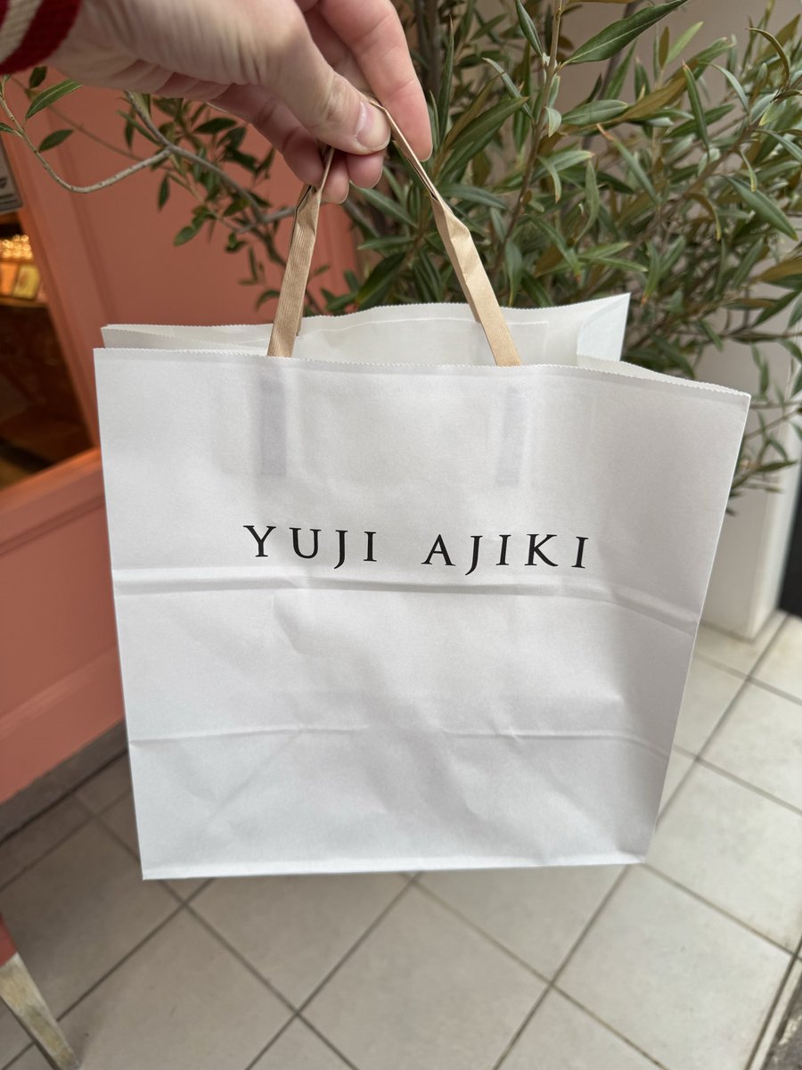 tweetboyy tweet media