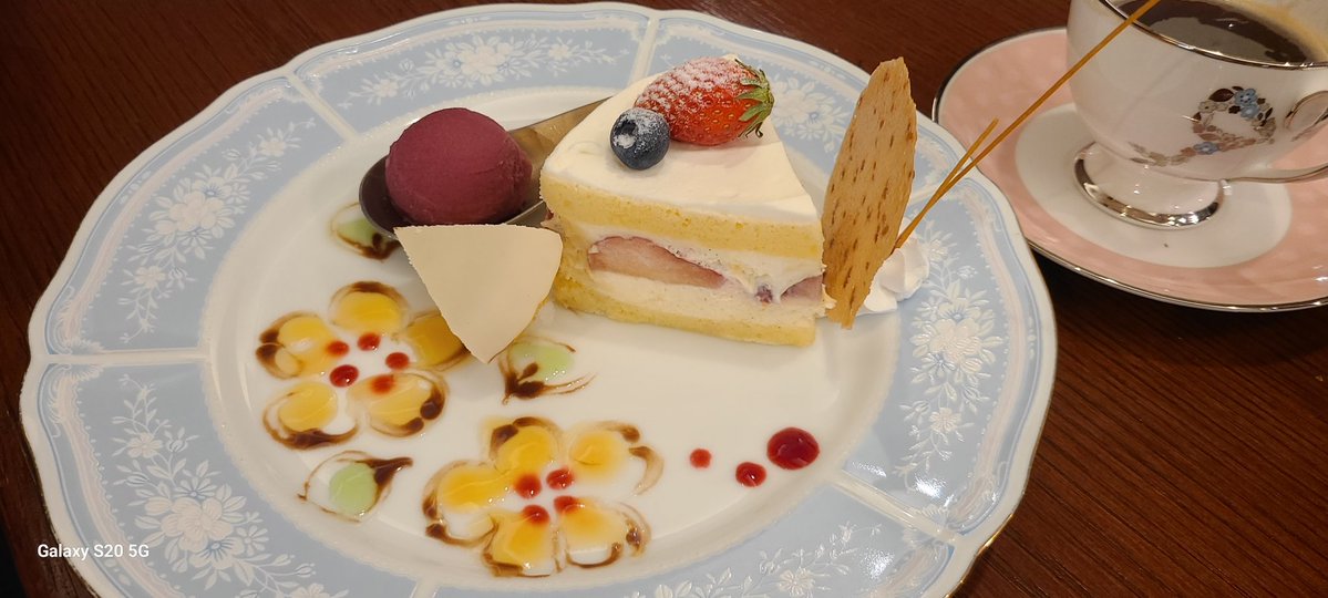 ニット tweet media