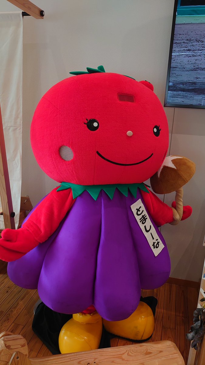 T_Kagami's tweet photo. 道の駅に…なんか…いましたっ‼️
ヽ(*´▽)ノ♪ https://t.co/RVT28HMJDA