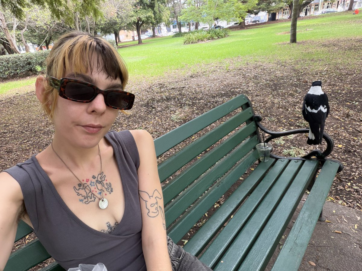 Magpie friend