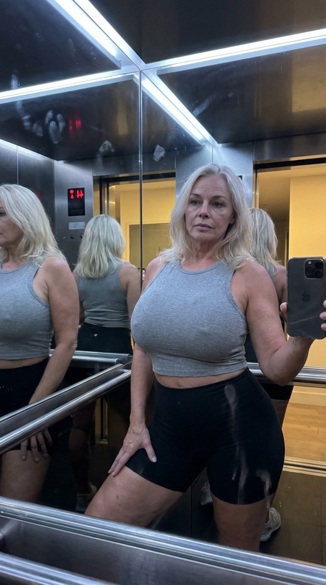 Anneliese tweet media