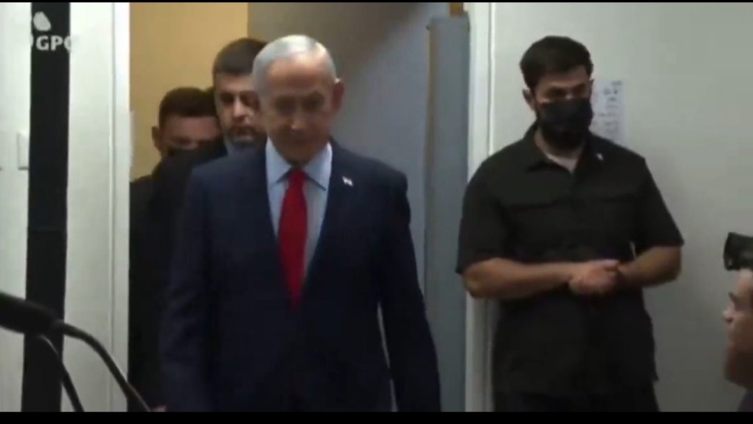 Crashfox News™️ tweet media