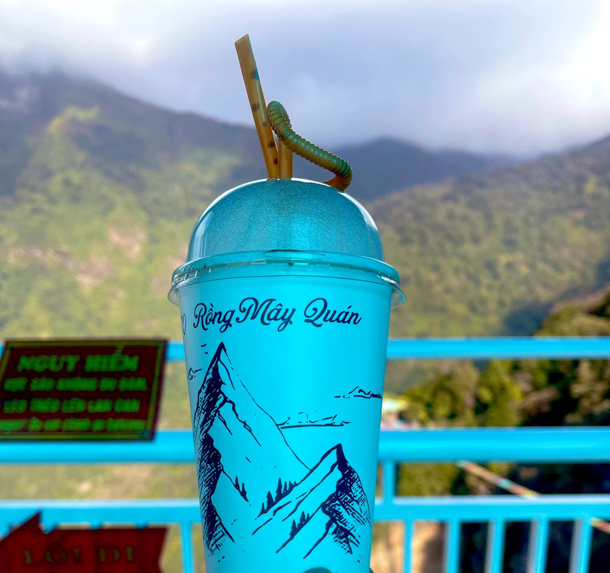 Wikiblockchain 🔥(💙,🧡) tweet media