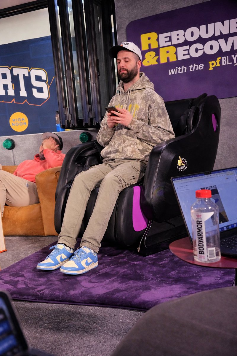 Bad Editor Jake tweet media