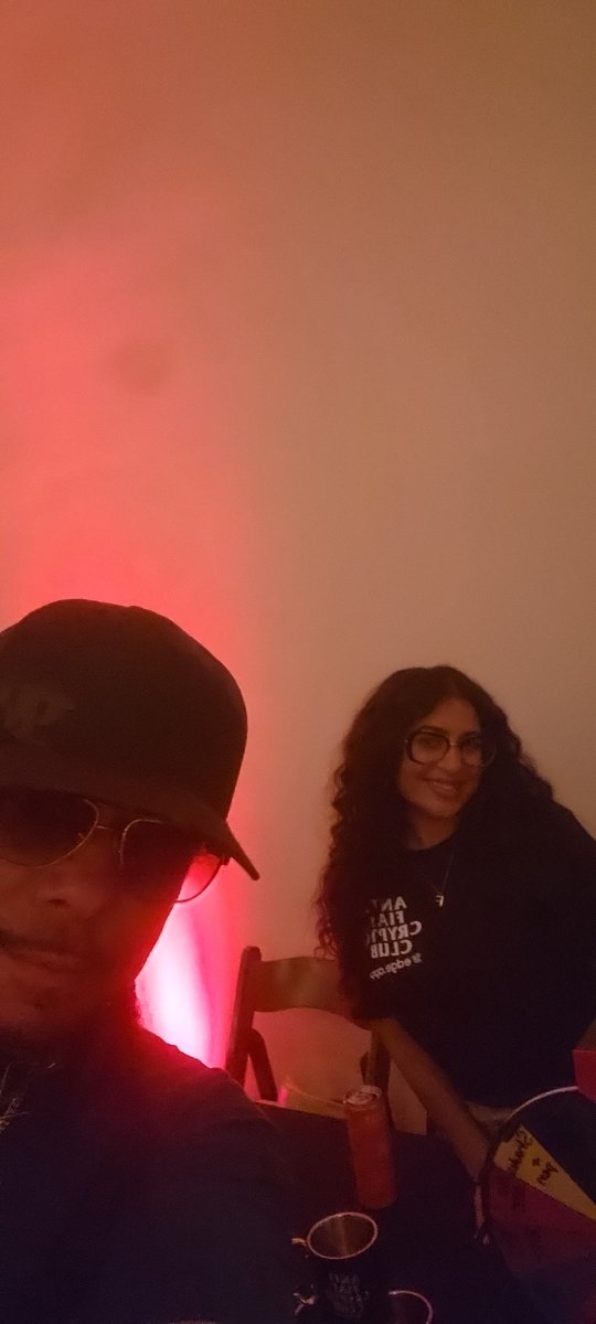 🌉building tweet media