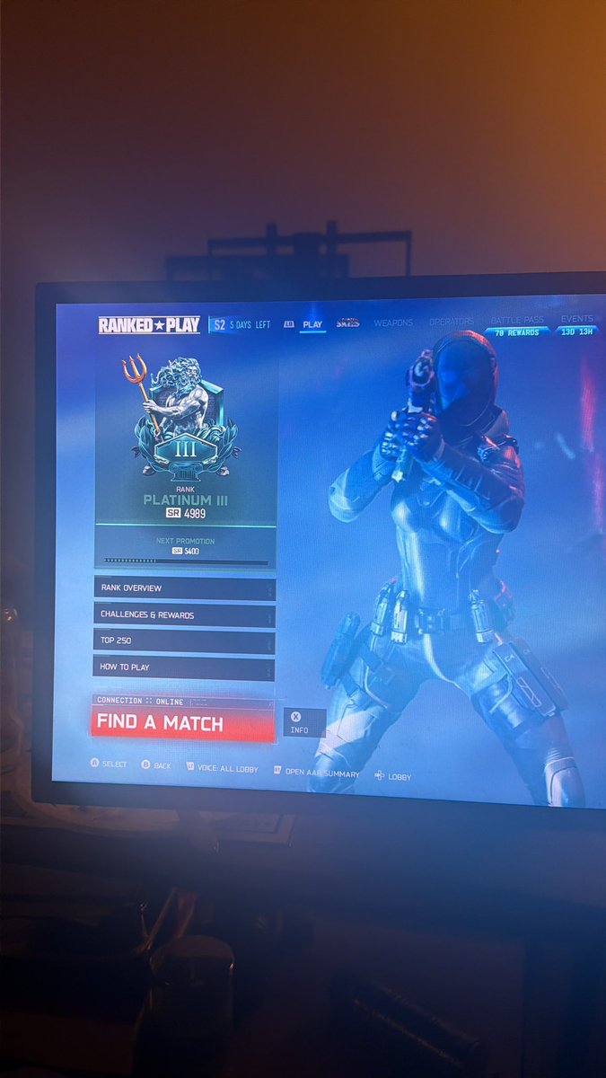BrayGoatx's tweet photo. who plays ranked bo7?? need a squad https://t.co/AIhk7ORJ02