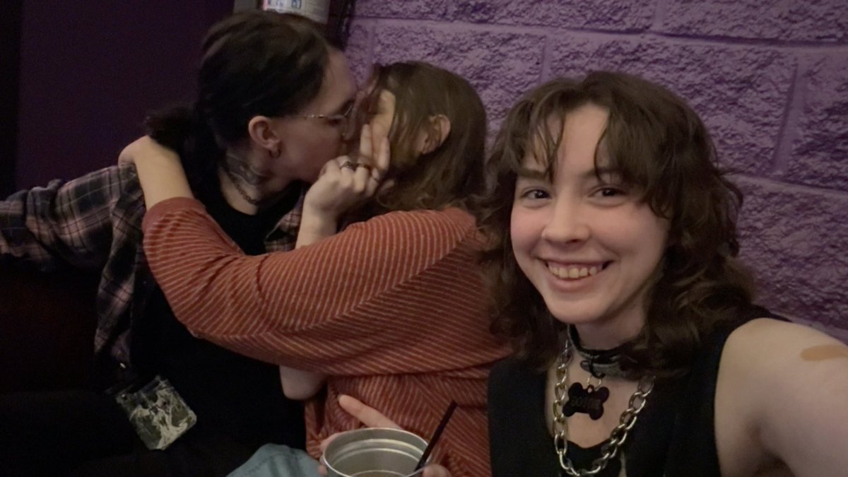 dolliedog tweet media