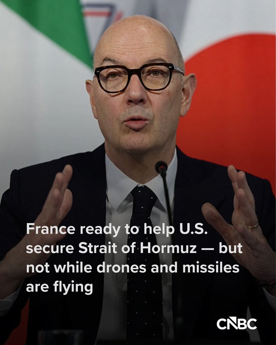 CNBC International tweet media